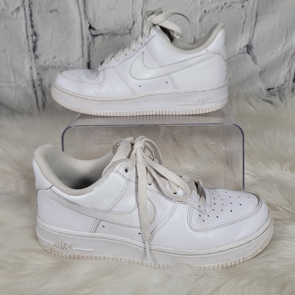 Nike Af1 Air Force 1‎ Low Top White Sneakers